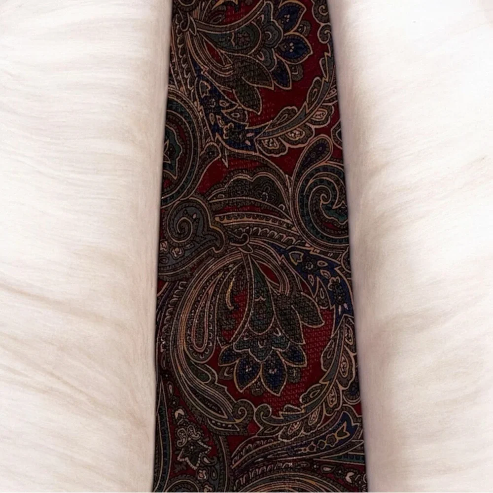 Matinle 100% Silk Paisley Tie Burgundy Navy Gold Hand Made 57”L x 4”W